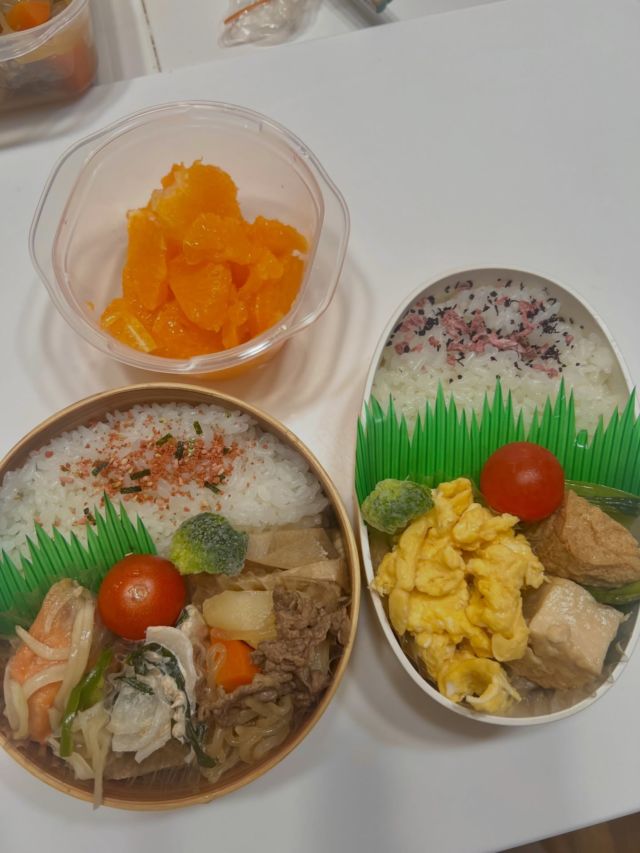最近のお弁当🍱

YouTubeのお料理ライブ配信に

たくさん来ていただきありがとうございます😊

最近のお弁当です。

※息子1人前です。

朝が苦手なもので

いつもテキトーになってしまってますが

こんな感じです。

ありがとうございます😊

#お弁当
#🍱
#高校生お弁当
#高校生男子弁当