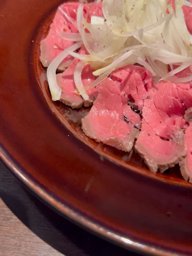 この店はパスタも美味しいけど

ローストビーフも絶品なんよね

お持ち帰りもできるみたい✨

ランチもやってるし夜もやってるよ

-----------------------------------

肉と野菜のイタリアン食堂 ラボンタ
080-6792-3815
愛媛県松山市中村4-8-14 
エキサイトビル 1F

#愛媛県
#松山市
#パスタ
#ローストビーフ
#ランチ