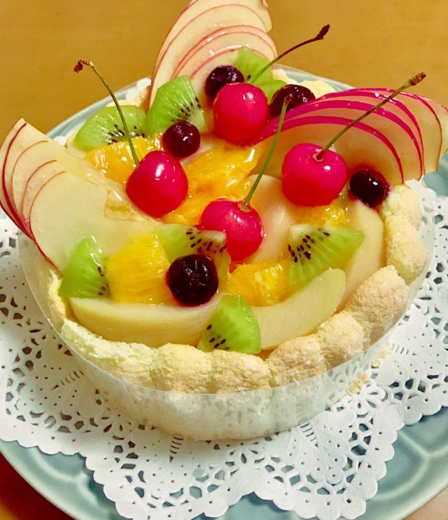 シャルロット

素敵ー💓

最近はスイーツ多いですね

やはりバレンタイン近いし

スイーツ作りに最適な季節だからかなあ

ありがとうございます😊

𓂃𓂃𓂃𓂃𓂃𓂃𓂃𓂃𓂃𓂃𓂃𓂃𓂃𓂃𓂃𓂃
⁡
ひとみ食堂は松山市の料理教室🥘です。
⁡
料理、パン、ケーキ、キッズレッスンを開催しております。
⁡
午前（10時から12時30分）
午後（13時30分から15時30分）
夕方（16時から18時）
夜間（18時半から20時半）
⁡
の4部体制になっております。
⁡
夕方、夜間レッスンご希望の方もご遠慮なくお知らせくださいね
⁡
ご予約は公式ホームページのフォーム、公式ライン、Facebook、InstagramのDMからも出来ます。
⁡
DMの際は、下記の内容を明記の上お送り頂けるとスムーズです😉
⁡
※当店からの返信をもってご予約完了となります。
⁡
1️⃣お名前
2️⃣電話番号
3️⃣レッスンメニュー（パン・料理・ケーキ・親子パン）
4️⃣レッスン希望日・希望時間
5️⃣人数
⁡
⁡
◆❖◇◇❖◆◆❖◇◇❖◆◆❖◇◇❖
⁡
ひとみ食堂公式LINE
ID→＠hitomishokudou
公式ホームページ↓
https://hitomishokudou.com
⁡
◆❖◇◇❖◆◆❖◇◇❖◆◆❖◇◇❖
⁡
⁡
#ひとみ食堂 #キッズレッスン#パン教室#ケーキ教室#料理教室料理教室松山パンケーキ家庭料理おうちごはんおうちカフェ親子レッスン親子パンレッスンてごねパン子どもレッスンは手作りパンオンラインレッスン愛媛県松山市学割ライン公式アカウントありますお弁当🍱
高校生お弁当男子弁当obentou弁当